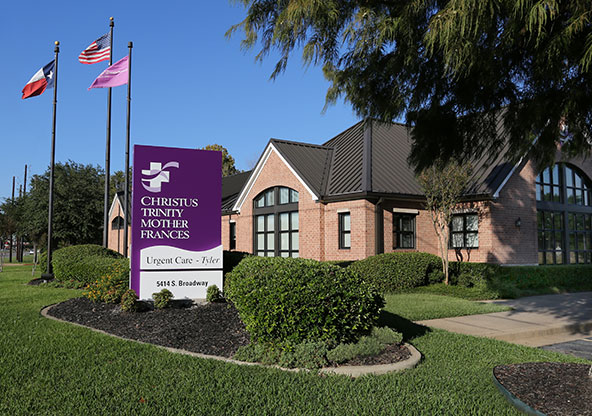 Image of the exterior of the CHRISTUS Urgent Care clinic in Tyler, Texas.